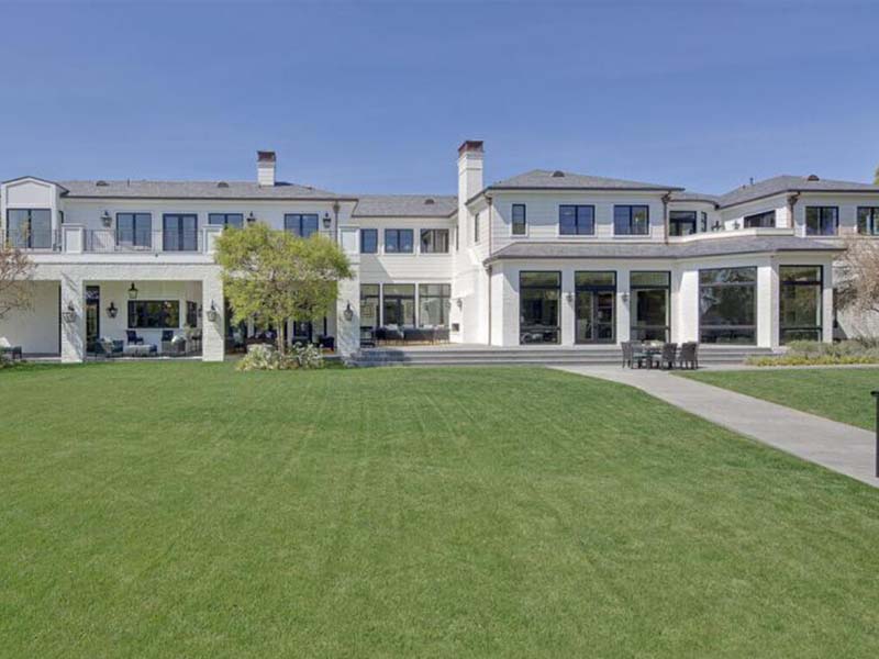 Carolwood Backyard view